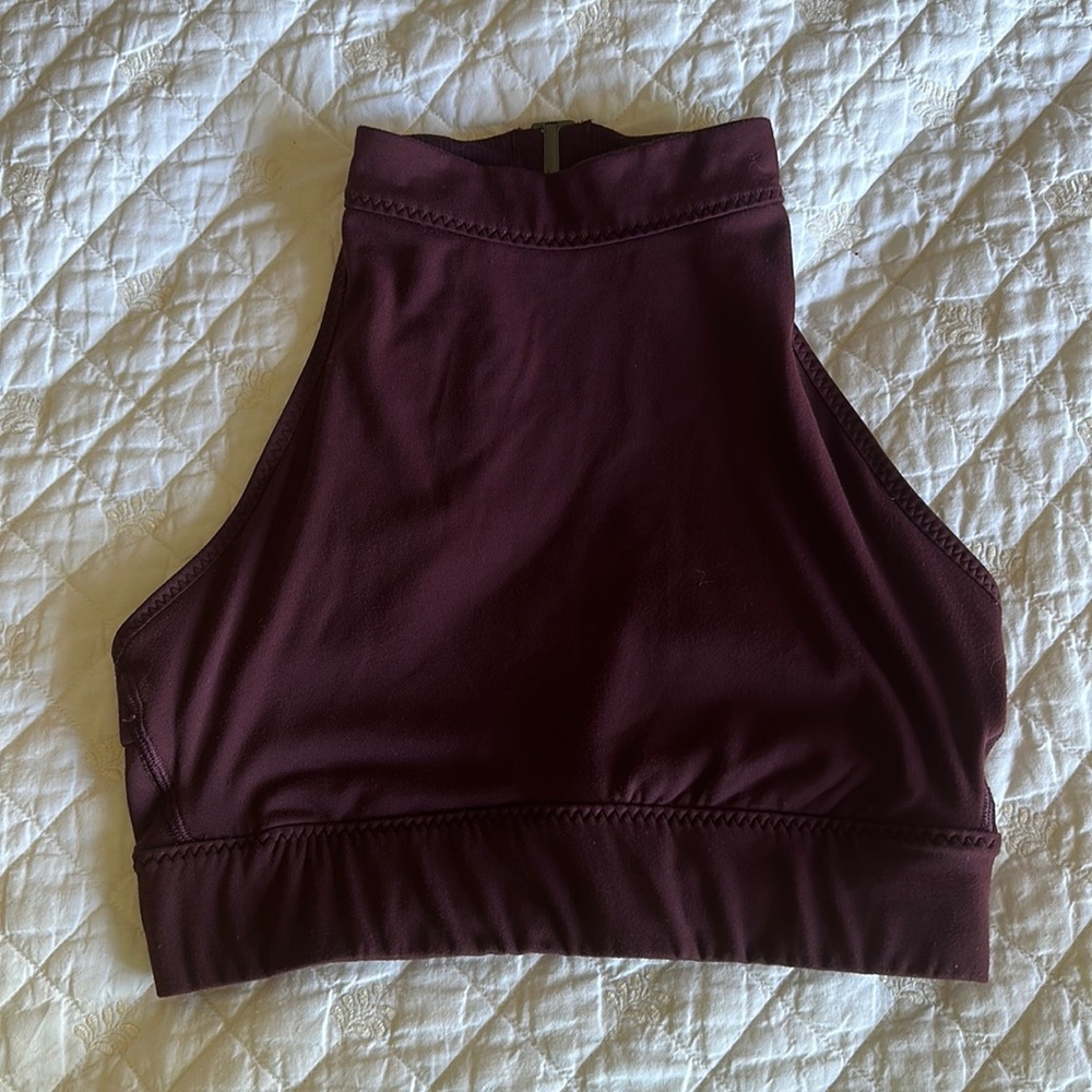 Athleta maroon sports bra Sz Small